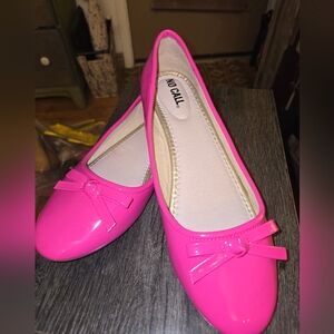 No Call Bright Pink Flats Size 13w